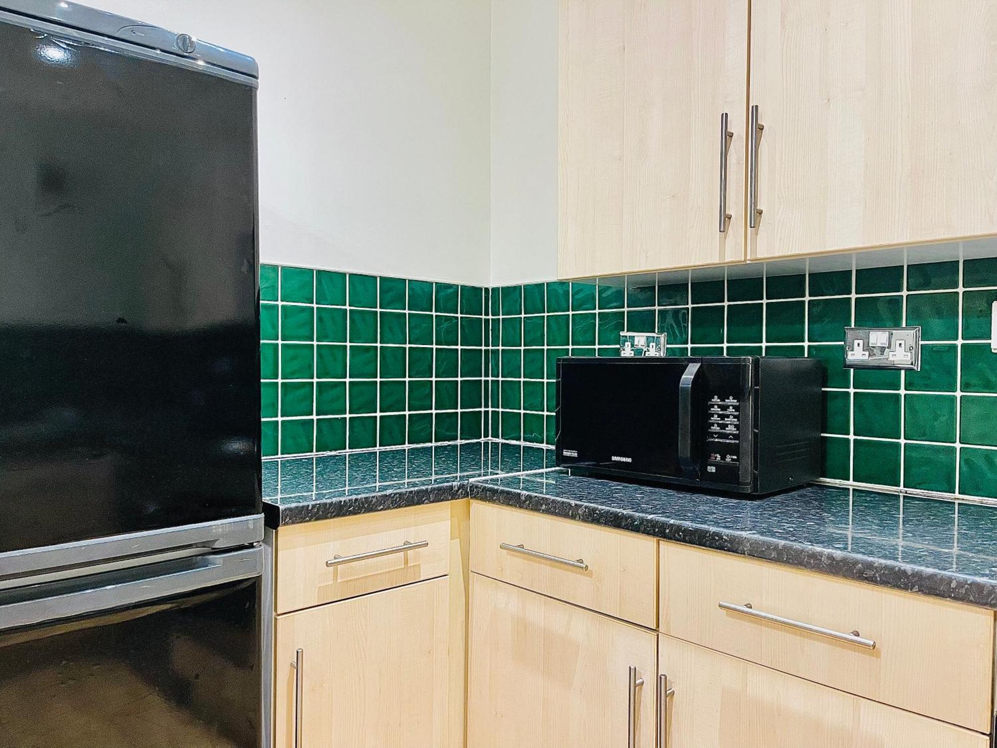 2 Bedroom Flat In Central Лондон Экстерьер фото